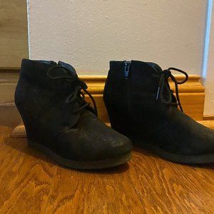 Black Wedge Tie Booties
